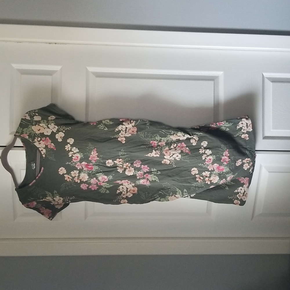 Isabel Maternity short sleeve floral dress size XL